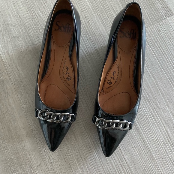 Cushion wedged shoes - Picture 2 of 3